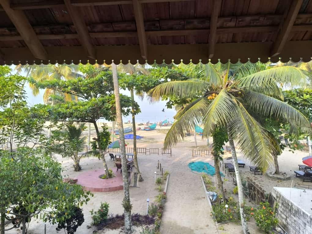 מאראריקולם Marari Anna Beach Homestay מראה חיצוני תמונה